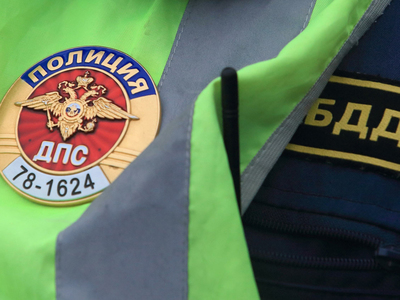 Голый мужчина в жилетке ДПС тормозил водителей на востоке Москвы