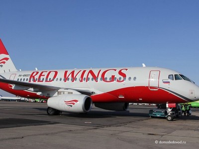   Red Wings   SSJ 100