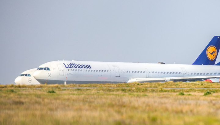  Lufthansa     