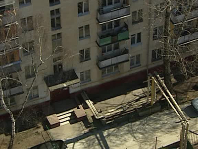 В центре Москвы мужчина упал с пятиэтажки, делая селфи
