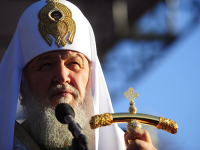 Путин вручил патриарху Кириллу орден 