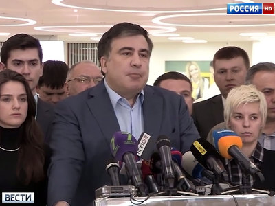 Саакашвили: на Украине хуже, чем в России, надо договариваться с Путиным