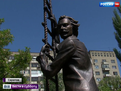 Миронов и Табаков открыли памятник Янковскому