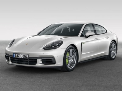 Компания Porsche представила очень быструю и очень экономичную Panamera