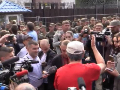 По факту беспорядков у посольства РФ в Киеве открыты уголовные дела