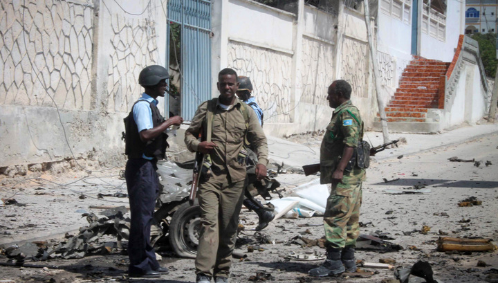 При взрыве в Могадишо погибли журналисты, ранен заммэра