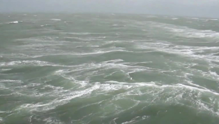 В акватории Берингова моря объявлено штормовое предупреждение