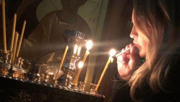 Полиция нашла девушку, которая прикуривала от свечи в храме