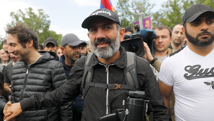 Единственный кандидат в премьеры Пашинян позвал жителей Армении на митинг
