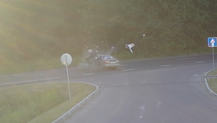 Опубликовано видео аварии, унесшей жизнь мотоциклиста в Подмосковье