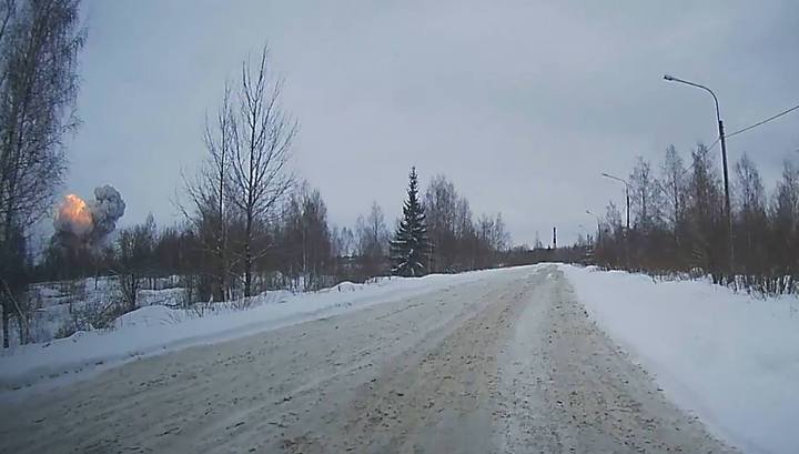Момент взрыва на химзаводе в Кингисеппе попал на видео