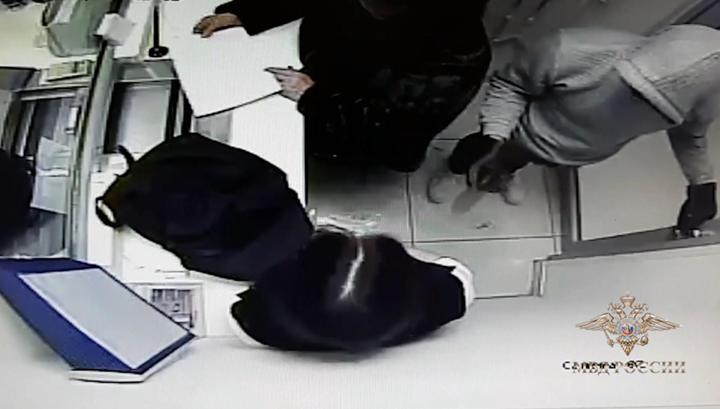 Житель Люберец ворвался с ножом в кредитовавший его банк