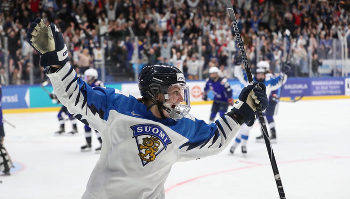 Финские хоккеистки впервые в истории стали чемпионками мира