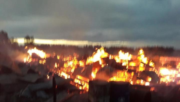 В Архангельской области выясняют обстоятельства гибели двух человек при пожаре