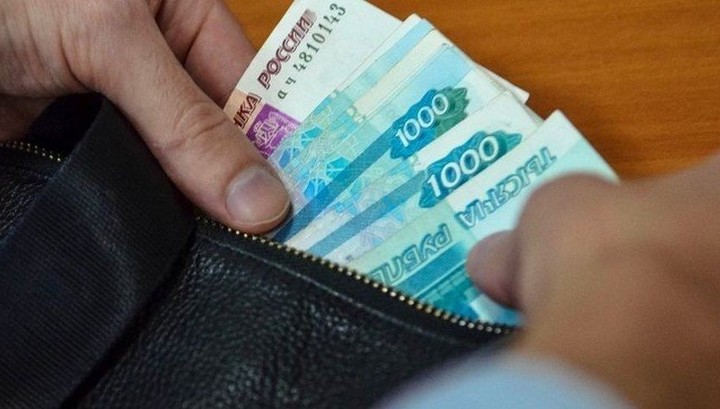 Домохозяйства РФ в июне тратили на еду 30,5% расходов