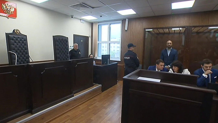 Обвиняемый в хищении почти двух миллиардов рублей Мазуров обжалует свой арест