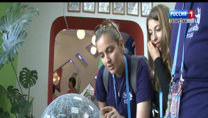 Португальская сборная WorldSkills побывала в казанской гимназии