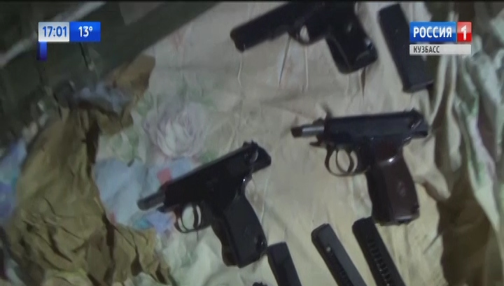 В Кузбассе сотрудники ФСБ пресекли крупный канал поставки оружия