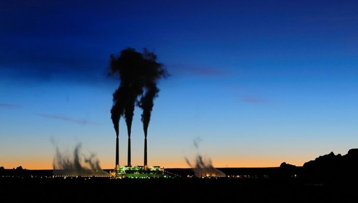Энергокомпании должны сократить добычу на 35% для достижения целей по климату
