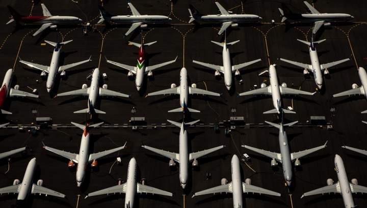 Акции Boeing упали на фоне возможного прекращения выпуска 737 Max