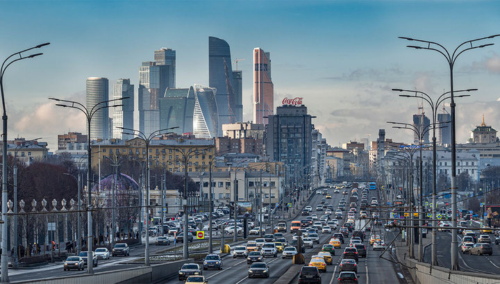 Гидрометцентр: в пятницу Москву накроет волна тепла
