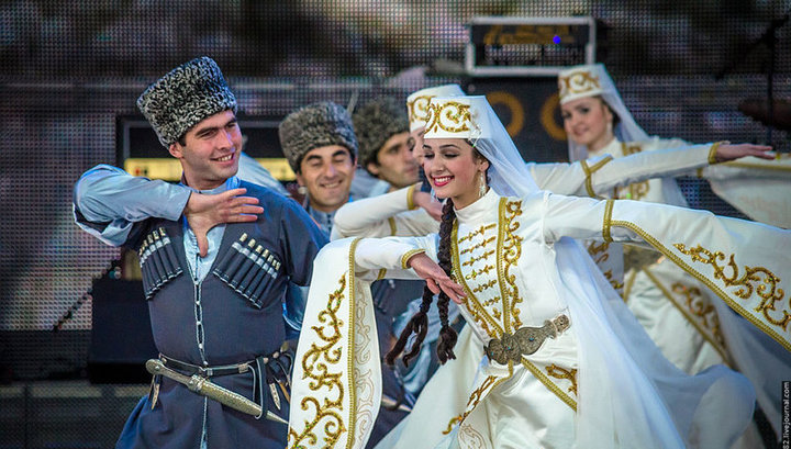 Сибирский русский народный хор и ансамбль танца 