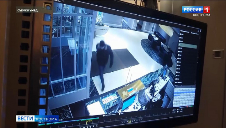Преступник, ограбивший отель в центре Костромы, попал на видеокамеры