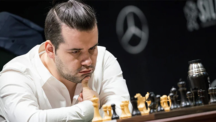 Непомнящий обыграл Артемьева в первом матче 1/4 финала Chessable Masters