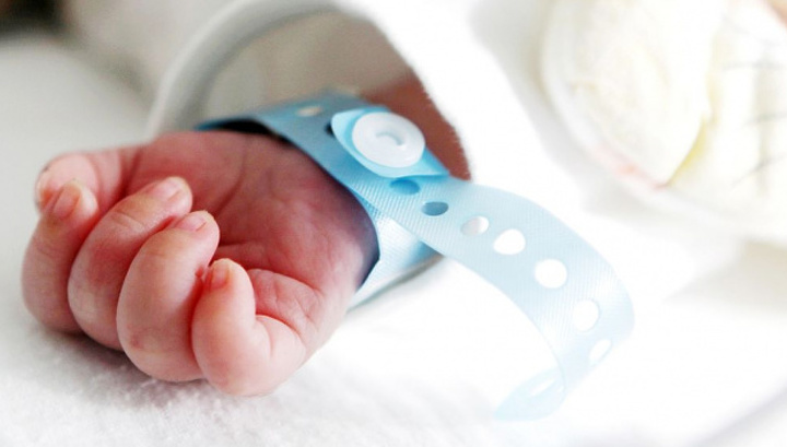 В Новом Уренгое опровергли информацию о родившемся с коронавирусом младенце