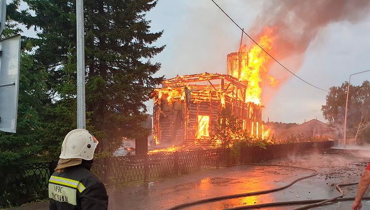 Пожар, уничтоживший церковь под Томском, стал личной трагедией для сельчан