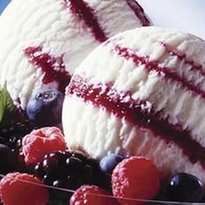 Самым полезным мороженым признали молочное Самым полезным мороженым признали молочное