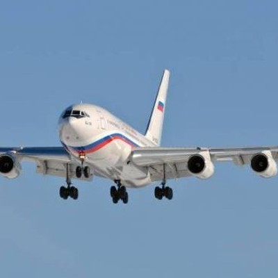 Два российских самолета прибыли в международный аэропорт Каракаса Два российских самолета прибыли в международный аэропорт Каракаса