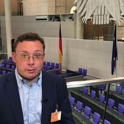 Российскому политологу Олегу Бондаренко запретили въезд в Евросоюз по требованию Польши Российскому политологу Олегу Бондаренко запретили въезд в Евросоюз по требованию Польши