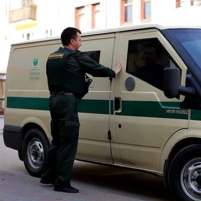 В Красноярске совершено нападение на инкассаторов В Красноярске совершено нападение на инкассаторов