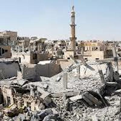 Российские военные впервые провели гуманитарную акцию в Ракке Российские военные впервые провели гуманитарную акцию в Ракке