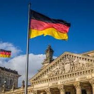 Германия может лишить статуса беженцев сирийцев, которые ездят в отпуск на родину Германия может лишить статуса беженцев сирийцев, которые ездят в отпуск на родину