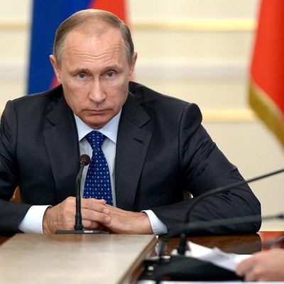 Путин: при подготовке 75-летия Победы нужно избежать формализма и пошлости Путин: при подготовке 75-летия Победы нужно избежать формализма и пошлости