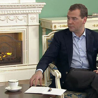 Медведев встретился со своим белорусским коллегой тет-а-тет Медведев встретился со своим белорусским коллегой тет-а-тет