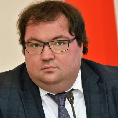 Новый глава Минсвязи предложил дать силовикам доступ к данным россиян Новый глава Минсвязи предложил дать силовикам доступ к данным россиян