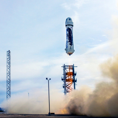 Корабль New Shepard компании Blue Origin начал второй пилотируемый полет Корабль New Shepard компании Blue Origin начал второй пилотируемый полет