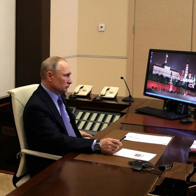 Путин проведет видеоконференцию с российскими нефтяниками Путин проведет видеоконференцию с российскими нефтяниками