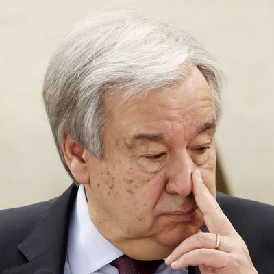 Генсек ООН призвал Израиль и Палестину прекратить боевые действия Генсек ООН призвал Израиль и Палестину прекратить боевые действия
