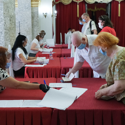 В НАО против поправок проголосовало более 55% избирателей В НАО против поправок проголосовало более 55% избирателей