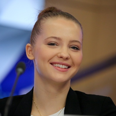 Юлия Хлынина Картинка