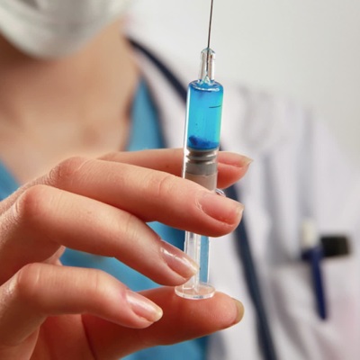 Вакцину от COVID-19 получили 20 млн британцев Вакцину от COVID-19 получили 20 млн британцев