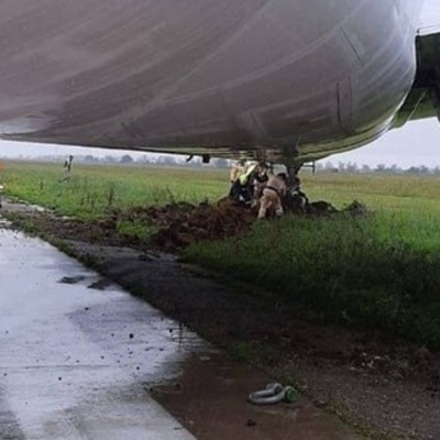 Аэропорт Симферополя возобновил прием и отправку рейсов Аэропорт Симферополя возобновил прием и отправку рейсов