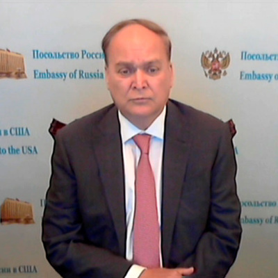 Россия готова обсуждать с США любое оружие со стратегическим потенциалом Россия готова обсуждать с США любое оружие со стратегическим потенциалом