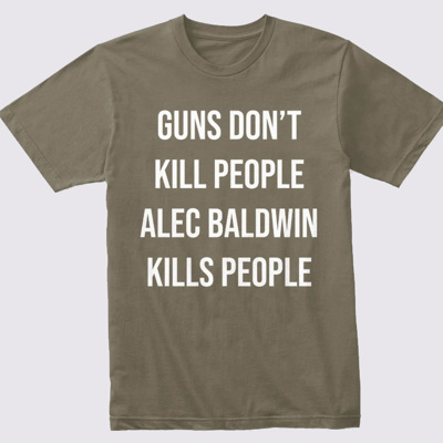 Сын Трампа выпустил футболки с ироничной надписью по следам трагедии с Болдуином