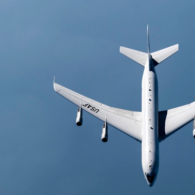 Захарова: действия ВВС США создали угрозу для гражданской авиации