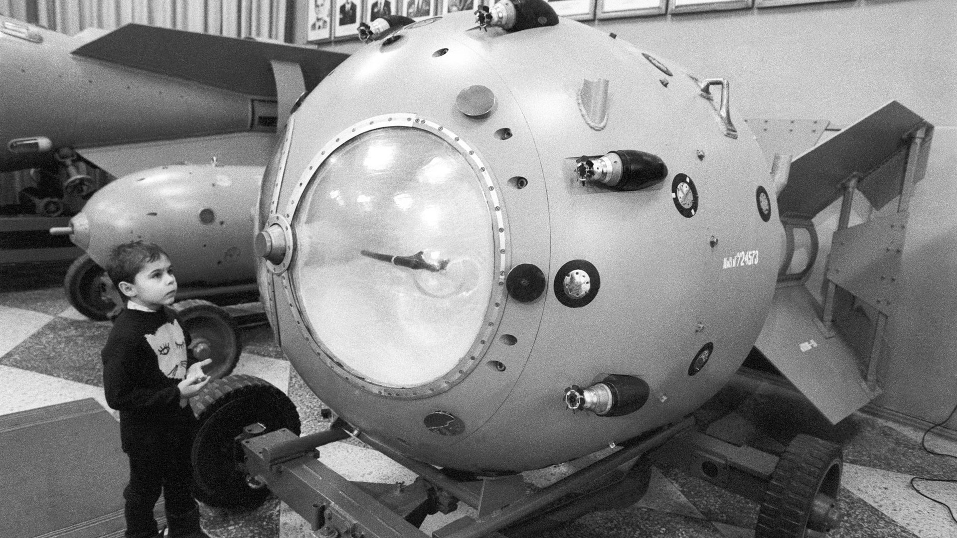 Ссср было создано атомное оружие. Атомная бомба РДС-1. Советская атомная бомба Курчатов. Советской атомной бомбы РДС-1. Первая Советская атомная бомба Курчатова.